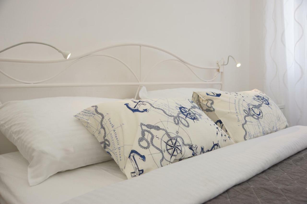 Appartement Tia à Rijeka Extérieur photo