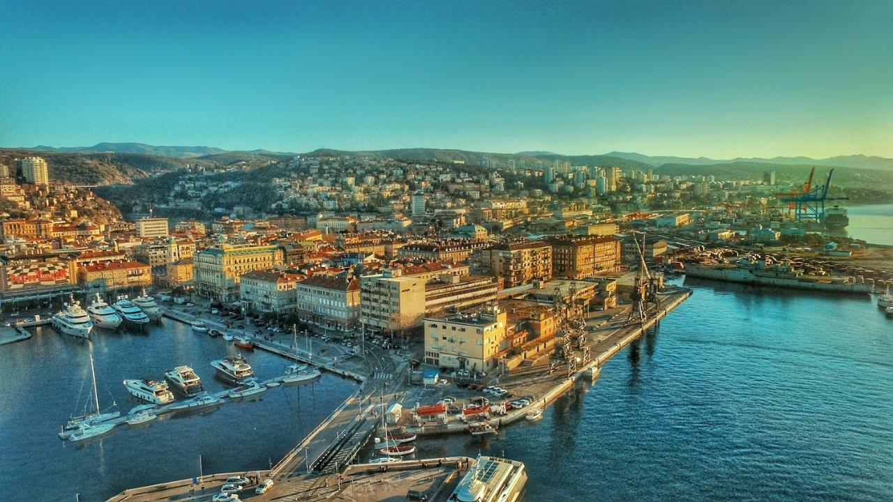 Appartement Tia à Rijeka Extérieur photo